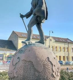 Jelky András-szobor