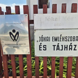 Jókai Mór Emlékszoba és Tájház, Tardona - Külső kép