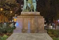 Jókai Mór szobor - Jókai tér Budapest