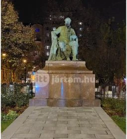 Jókai Mór szobor - Jókai tér