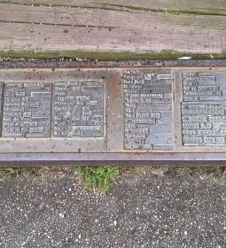 József Attila Emlékmű