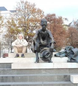 József Attila szobra 