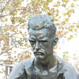 József Attila szobra Budapest - Egyéb
