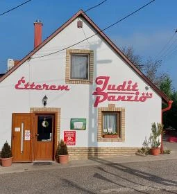 Judit Étterem, Borozó & Panzió