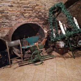 Jurkovich-kúria, Pilisszántó - Egyéb