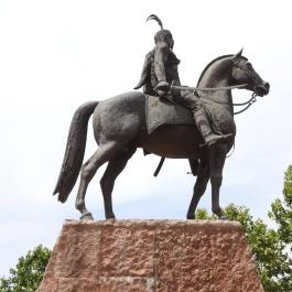 Kádár vitéz, Berettyóújfalu - Egyéb