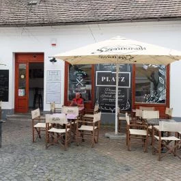 Platz Menü & Lángos, vác Vác - Külső kép