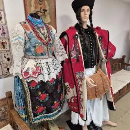 Kaláris Viselettár, Szécsény - Egyéb