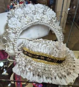 Kaláris Viselettár