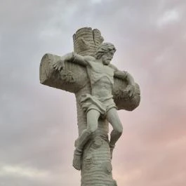 Kálvária-szoborcsoport, Tata - Egyéb