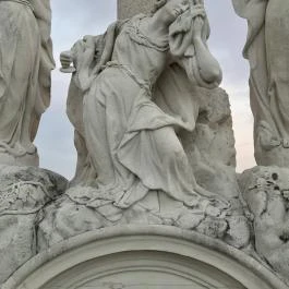 Kálvária-szoborcsoport, Tata - Egyéb