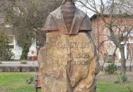 Kálvin János mellszobor Kunhegyes