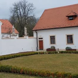 Kamalduli Remeteség Oroszlány-Majkpuszta - Külső kép