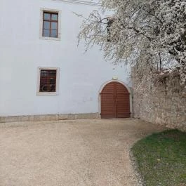 Kamalduli Remeteség Oroszlány-Majkpuszta - Külső kép