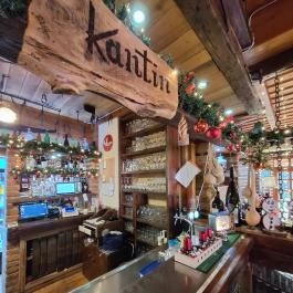 Kantin Gasztrokocsma Lovászi - Belső