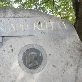 Kányádi Sándor emlékkő & Elek apó kútja, Budapest - Egyéb