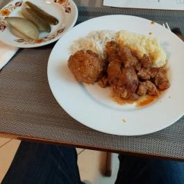 Káposztás Vendéglő Isaszeg - Étel/ital