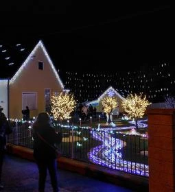 Karácsonyi Meseház