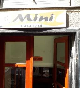 Karesz Mini Falatozó