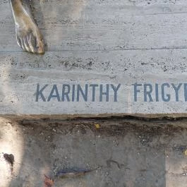 Karinthy Frigyes szobra, Siófok - Egyéb