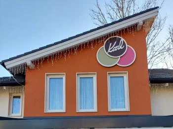 Karl Kávézó Fagylaltozó Dunaharaszti