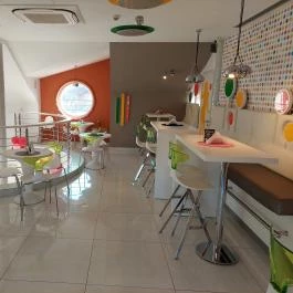 Karl Kávézó Fagylaltozó Dunaharaszti - Belső