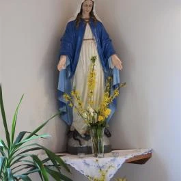 Kármelhegyi Boldogasszony-kápolna, Pilisjászfalu - Egyéb