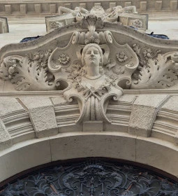 Károlyi-Csekonics-palota