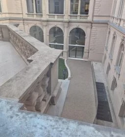 Károlyi-Csekonics-palota