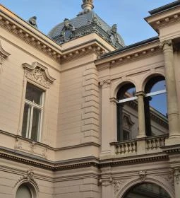 Károlyi-Csekonics-palota