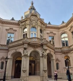 101. legjobb látnivaló: Károlyi-Csekonics-palota