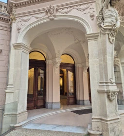 Károlyi-Csekonics-palota