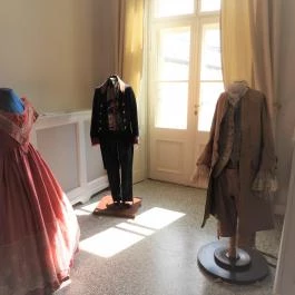 Károlyi-Kastély, Fehérvárcsurgó - Belső