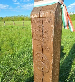 Karosi Honfoglalás kori temető & nemzeti sírkert