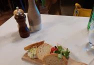 Kárpátia Étterem Isztimér