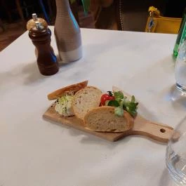 Kárpátia Étterem Isztimér - Étel/ital