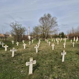 Katonatemető Balassagyarmat - Külső kép