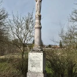 Katonatemető Balassagyarmat - Külső kép