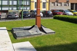 Katyni áldozatok emlékére Szeged