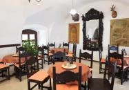 Kávézó a Várkastélyban Ozora