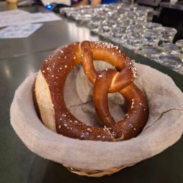 KEG Sörművház Budapest - Étel/ital