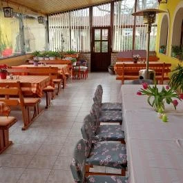 Kék Duna étterem Lipót - Belső