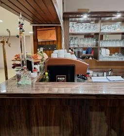 Kék Lagúna Étterem & Pizzéria