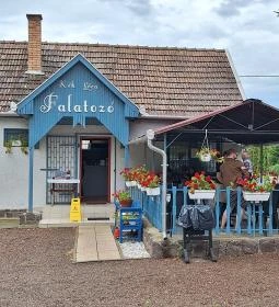 Kék Lóca Falatozó