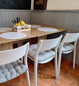 Kék Lóca Falatozó