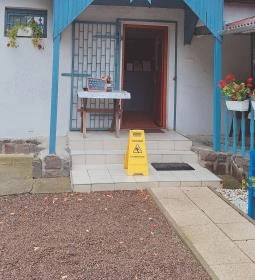 Kék Lóca Falatozó