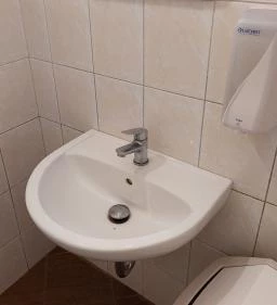 Kék Öböl Étterem & Panzió