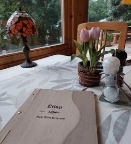 Kék Öböl Étterem & Panzió