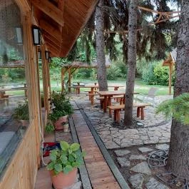 Kék Öböl Étterem & Panzió Balatonf?zf? - Belső