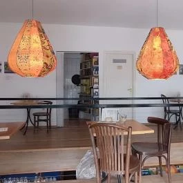 Kelet Kávézó & Galéria, Budapest - Belső